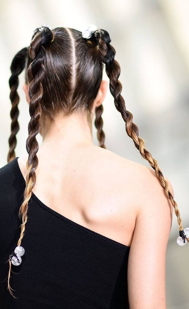 Peinados de media cola 7 formas de reinventar un clásico  All Things Hair  MX